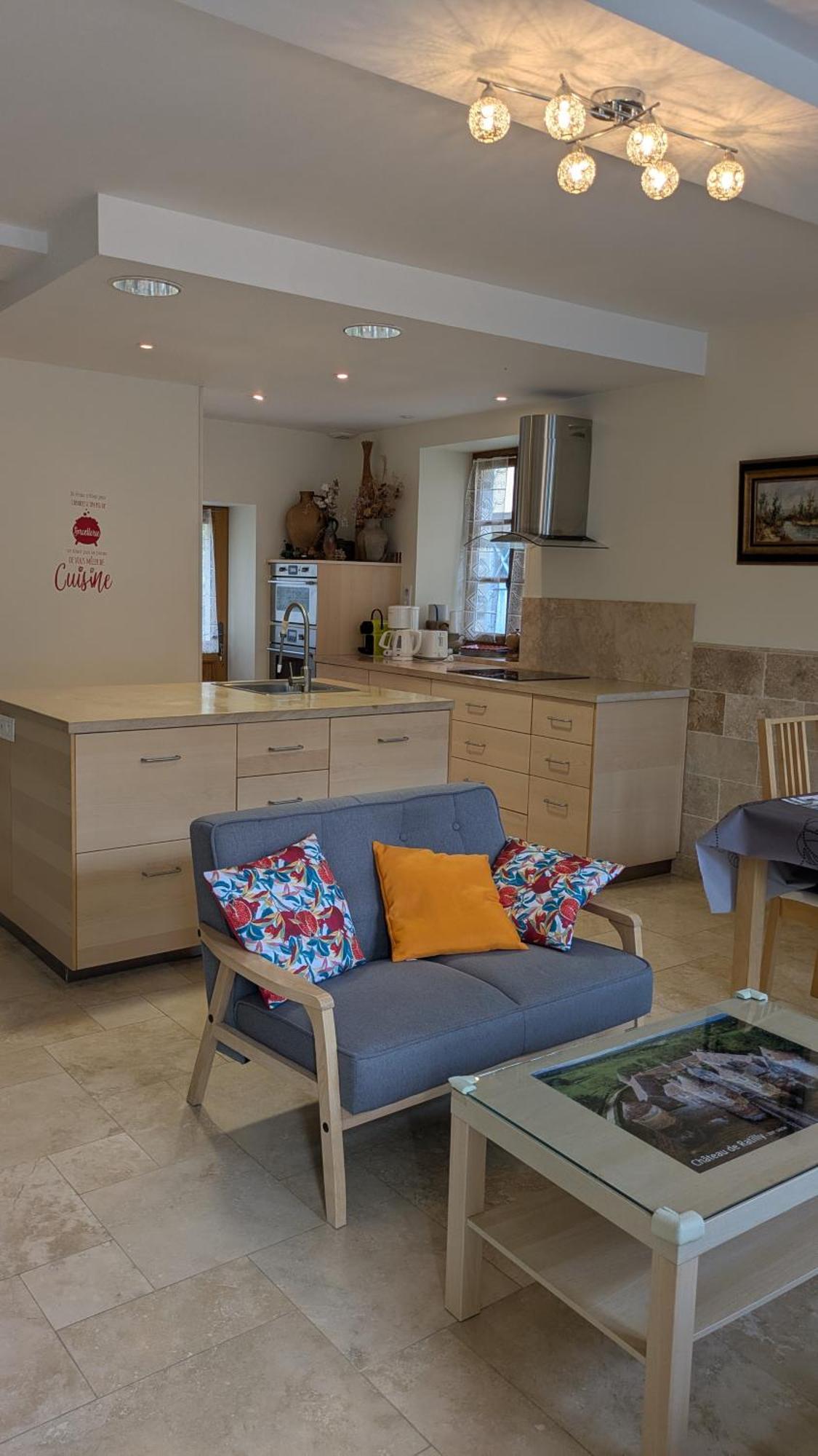 La Maison D'A Cote Saint-Amand-en-Puisaye Rom bilde